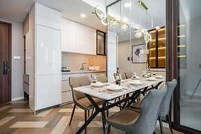 Metropole Deluxe Apartment View City