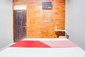 OYO 94377 Maryam Homestay Syariah 2