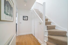 JOIVY Stylish flat between London Bridge