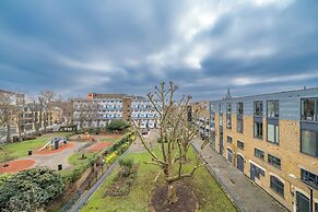 JOIVY Stylish flat between London Bridge