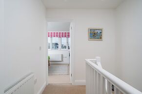 JOIVY Stylish flat between London Bridge