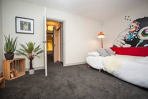 Higgihaus 3a Sleeps 4  Monday - Friday