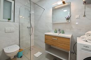 Apartments Break with Pool