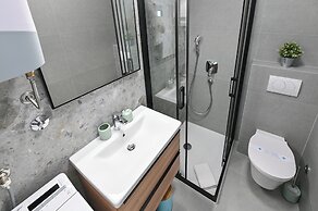 Apartments Break with Pool