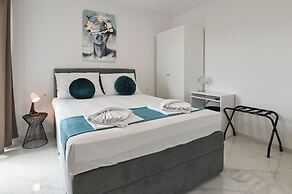 Apartments Break with Pool