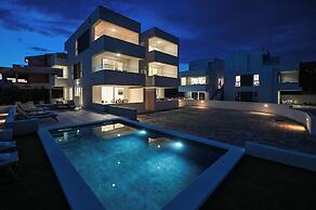 Apartments Break with Pool