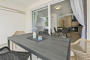 Apartments Break with Pool