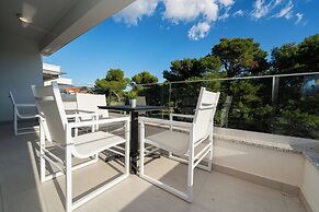 Apartments Break with Pool