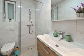 Apartments Break with Pool