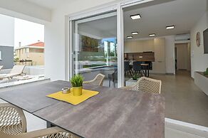 Apartments Break with Pool