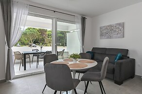 Apartments Break with Pool