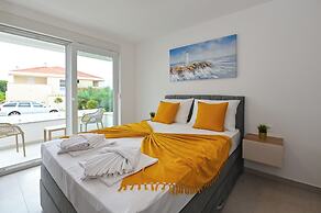 Apartments Break with Pool