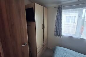 3-bed Caravan - Sleeps 8 - Pool
