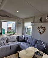 Meadow View 3-bed Caravan - Sleeps 8 - Petfriendly