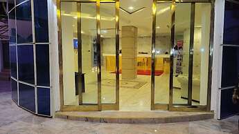 Immaculate Hotel Apartment And Suites