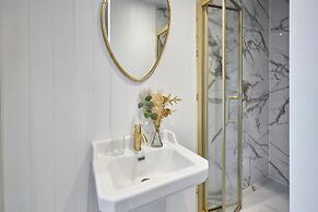 Host Stay Poplar Villas