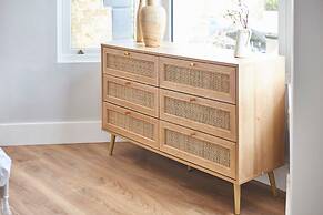 Host Stay Poplar Villas