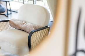 Recently Renovated Family Home Near the sea