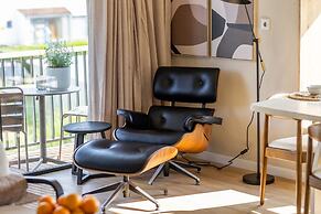 Recently Renovated Family Home Near the sea