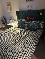 Studio/near Beach/garden/parking/petsok