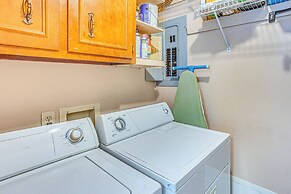 Cozy North Myrtle Beach Home: 1/2 Mi to Ocean!