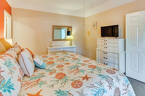 Cozy North Myrtle Beach Home: 1/2 Mi to Ocean!