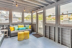 Cozy North Myrtle Beach Home: 1/2 Mi to Ocean!