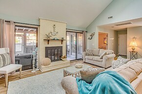 Cozy North Myrtle Beach Home: 1/2 Mi to Ocean!