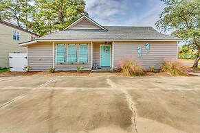 Cozy North Myrtle Beach Home: 1/2 Mi to Ocean!