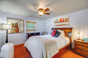 1 Mi to Red Rock Canyon: Old Downtown Loft