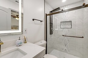 2 Mi to Truist Park: Marietta Home w/ Pool Table