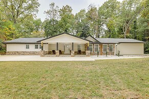 2 Mi to Truist Park: Marietta Home w/ Pool Table