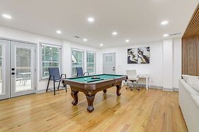 2 Mi to Truist Park: Marietta Home w/ Pool Table