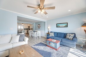 Steps to Ocean: Colorful Abode in Fenwick Island