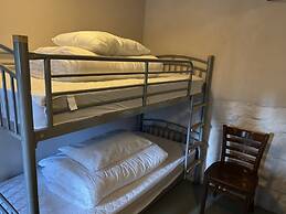 Drewe Arms Bunk Rooms