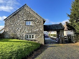 Drewe Arms Bunk Rooms