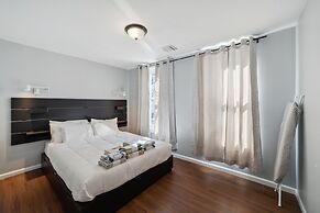 Stylish Jersey City Escape Near Nyc 1 Bedroom Condo