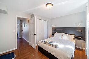 Stylish Jersey City Escape Near Nyc 1 Bedroom Condo