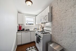 Stylish Jersey City Escape Near Nyc 1 Bedroom Condo