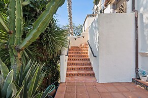 Dana Point Spanish Revival 1 Bedroom Home