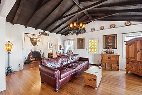 Dana Point Spanish Revival 1 Bedroom Home