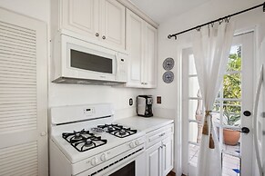 Dana Point Spanish Revival 1 Bedroom Home