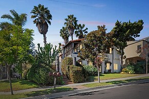 Dana Point Spanish Revival 1 Bedroom Home