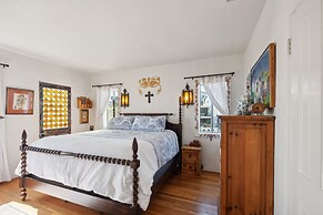 Dana Point Spanish Revival 1 Bedroom Home