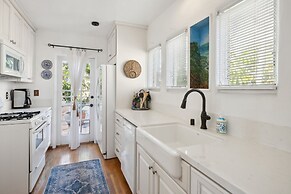 Dana Point Spanish Revival 1 Bedroom Home