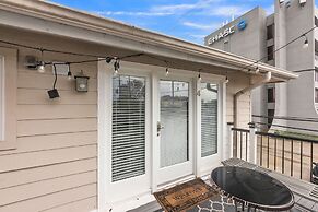 Comfy Apt 4 In Historic Museum District 1 Bedroom Duplex