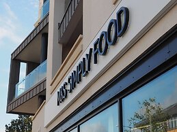 Higgihaus 46 Sleeps 5  Monday - Friday