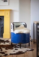 Higgihaus 46 Sleeps 5  Monday - Friday