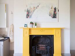 Higgihaus 46 Sleeps 5  Monday - Friday