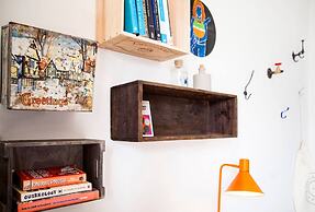 Higgihaus 46 Sleeps 5  Monday - Friday